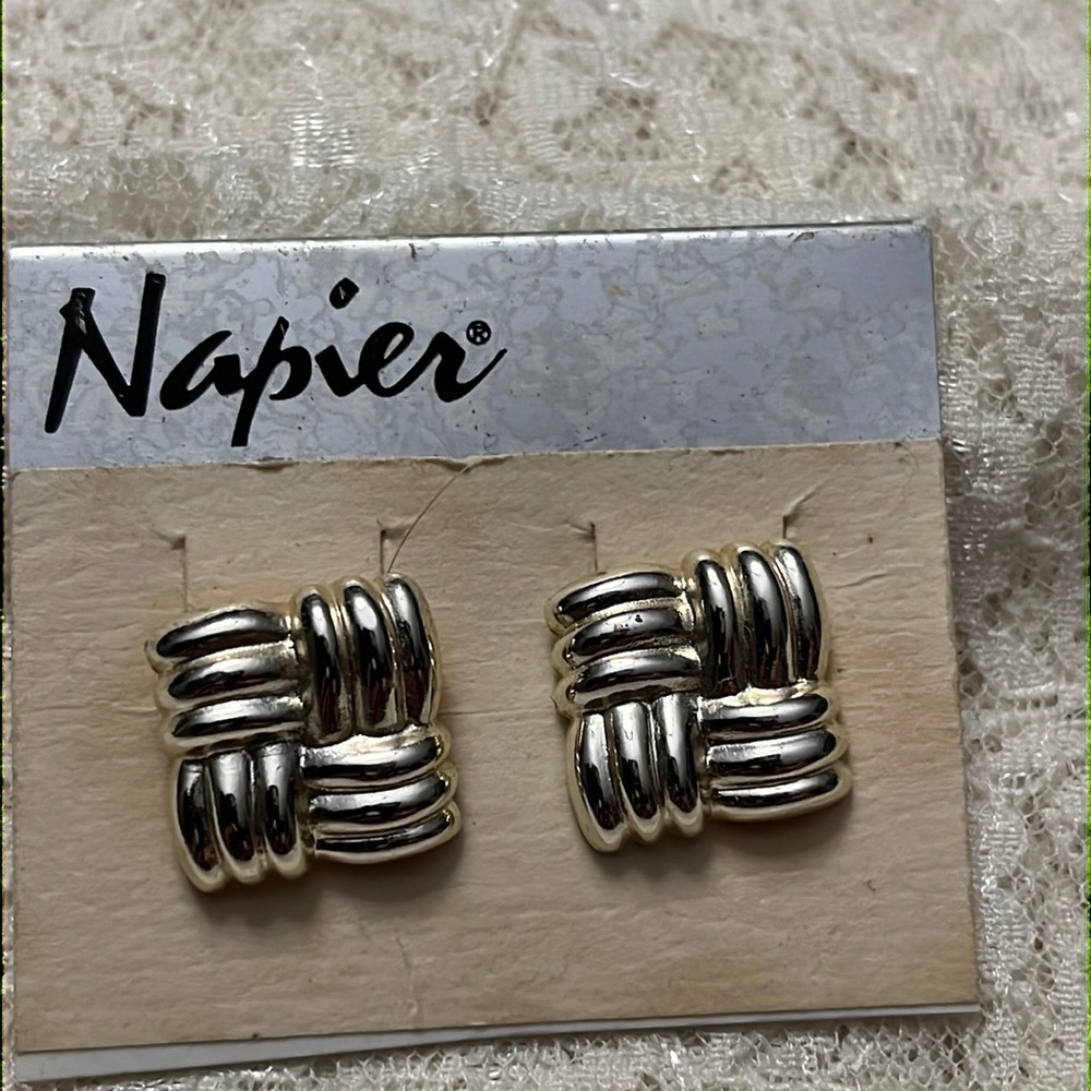 Napier/vintage silver earrings *